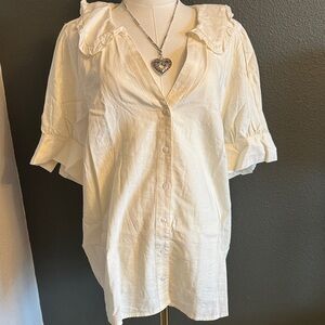 Super cute Cream Women's Top
